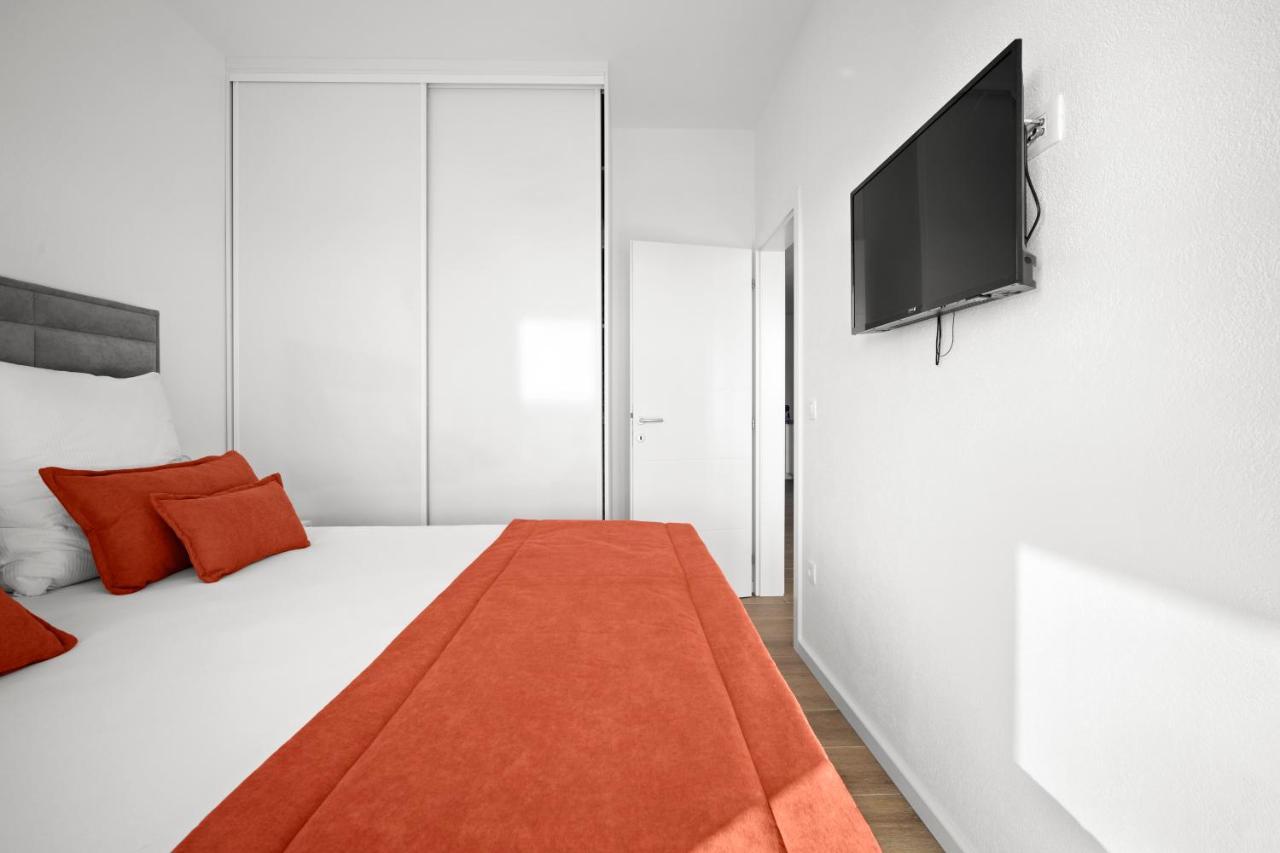 Adriatic Garden Apartments Okrug Gornji Ngoại thất bức ảnh
